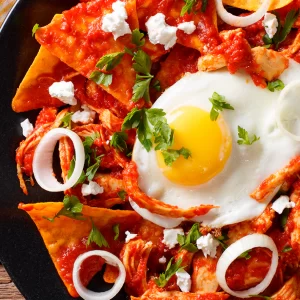CHILAQUILES ROJOS